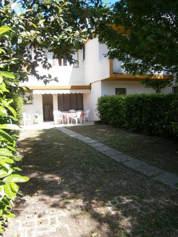 Capri Villa Bibione Bagian luar foto